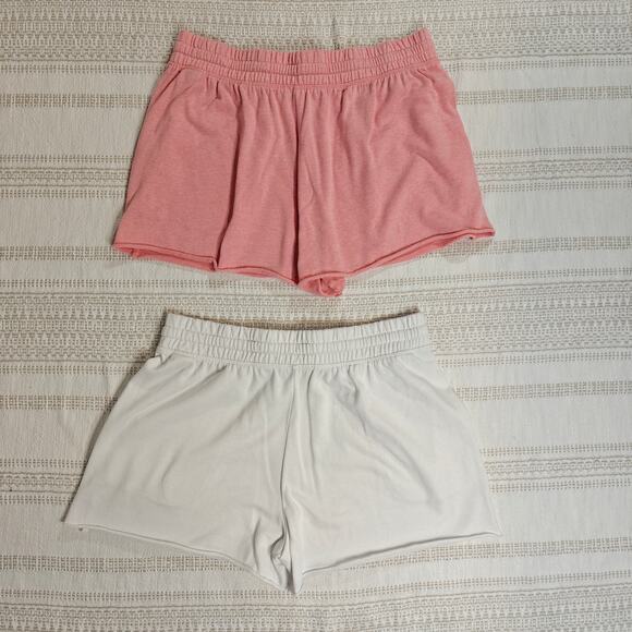 Splendid Eco Soft Pink & White 2 Piece Short Lounge Set Size M NEW - Picture 2 of 4